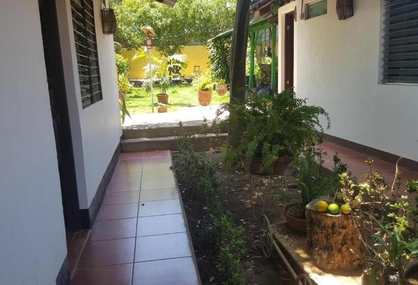 펜션 Hostal El Jardin