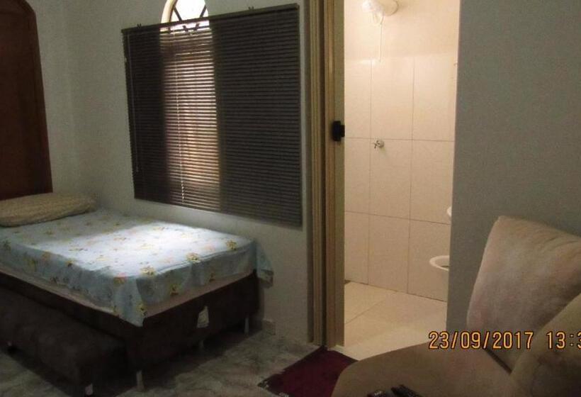 펜션 Pousada Catarina