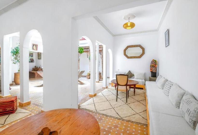 پانسیون Riad Kafila