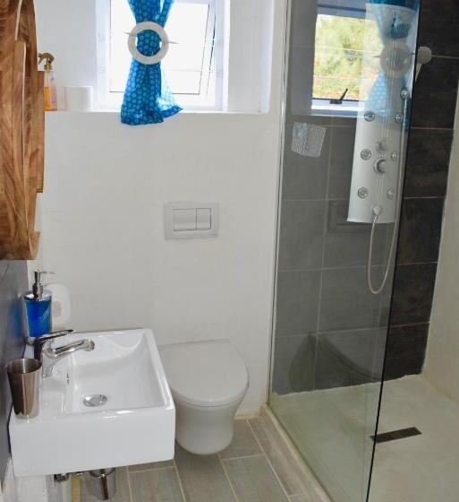 پانسیون The Green Palm Cottage