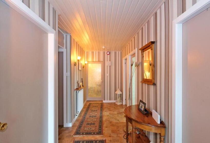 بنسيون The Jays Guest House