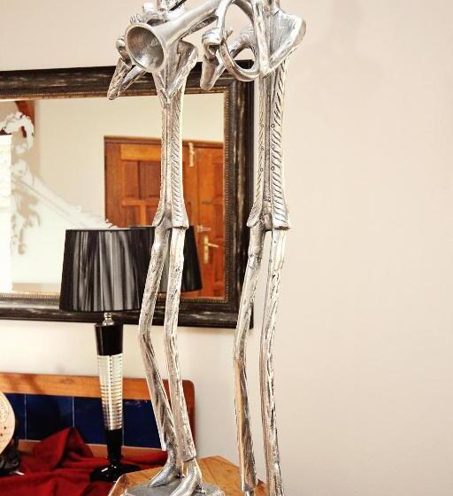 پانسیون The Symphony Guest House