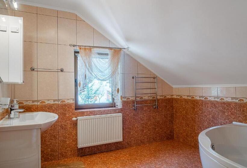 پانسیون Villa Alpiyka