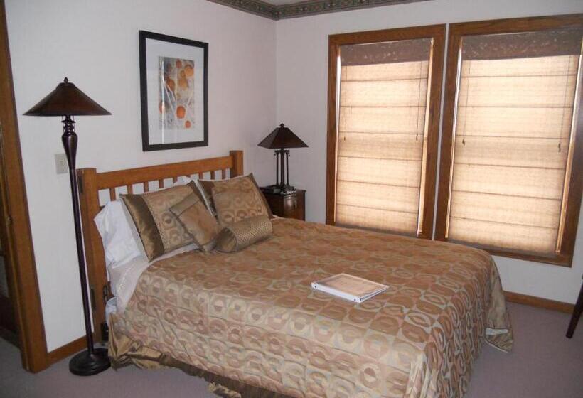 فندق صغير Landmark Inn At The Historic Bank Of Oberlin