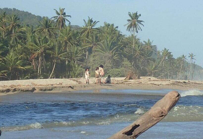 הוסטל Posada Gallinas