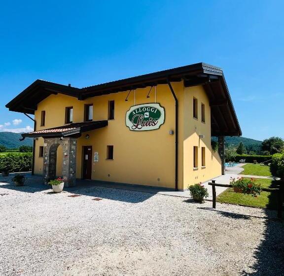 Отель Agriturismo E Alloggi Luis Gianni