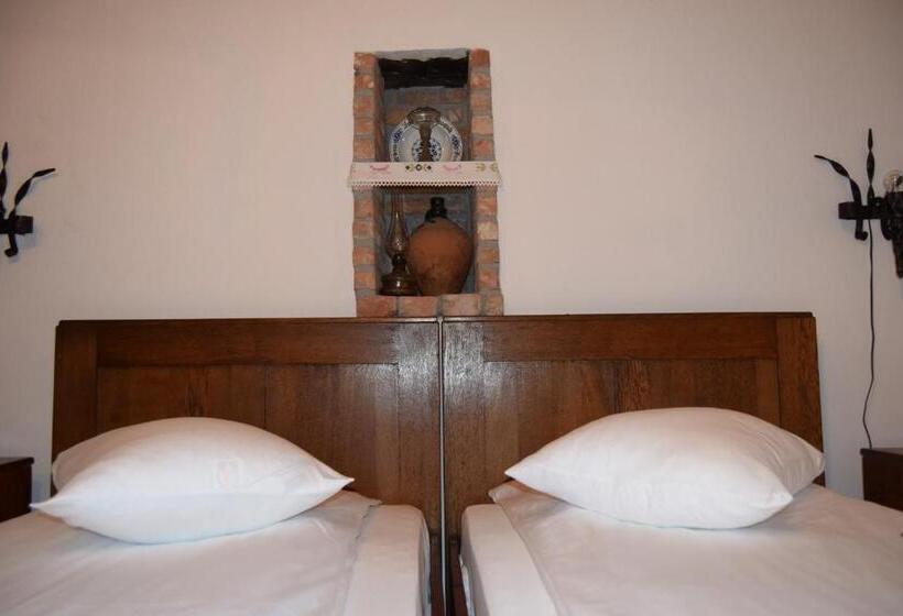 בית מלון כפרי Casa Saseasca