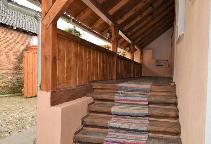 בית מלון כפרי Casa Saseasca