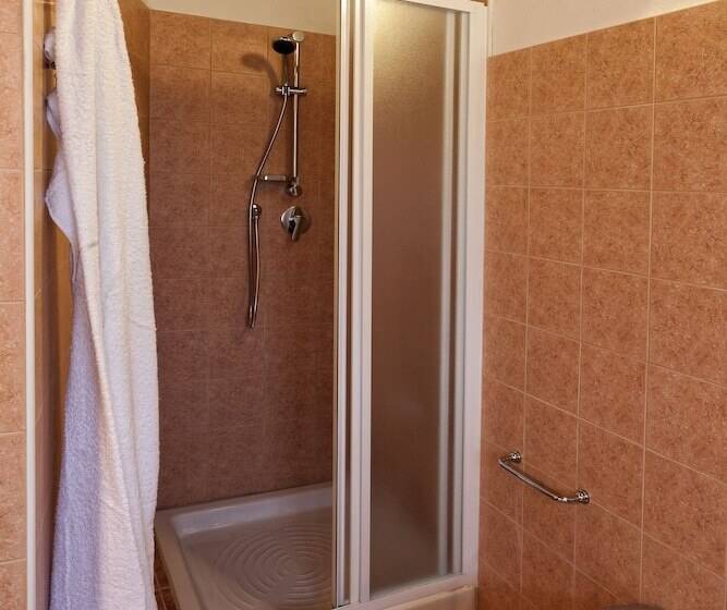 בית מלון כפרי Podere Torricella