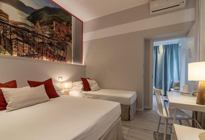 بنسيون Aquamarina