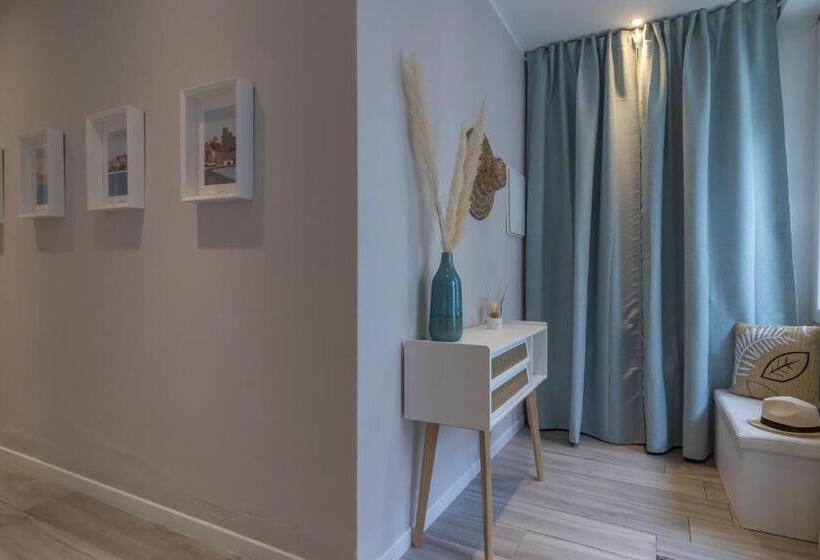 بنسيون Aquamarina