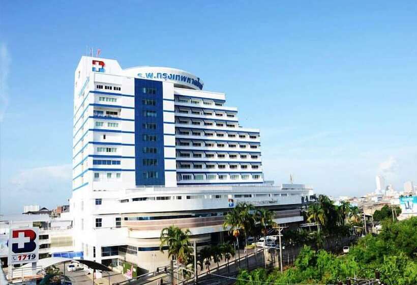 ペンション Benjamart Residence