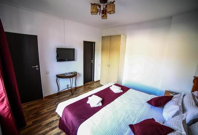 پانسیون Bliss Residence  Parliament