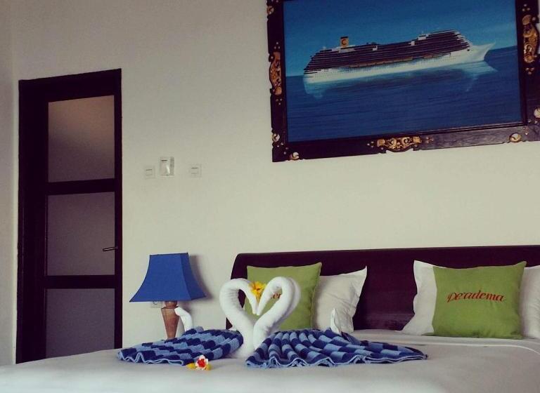 פנסיון De Adema Guesthouse