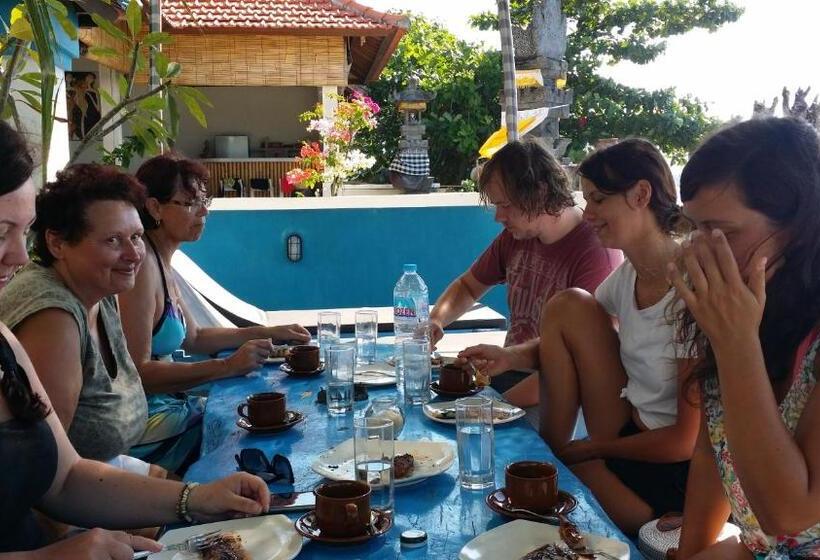 پانسیون De Adema Guesthouse