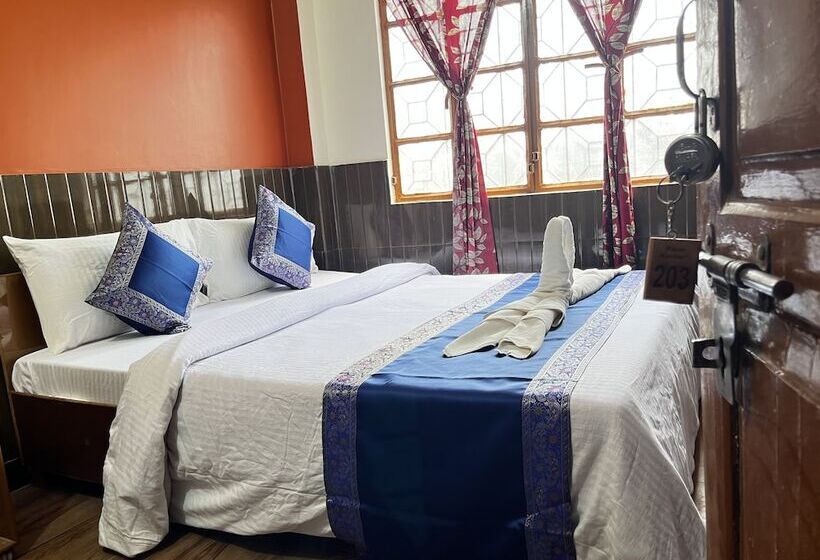 بنسيون Family Guest House