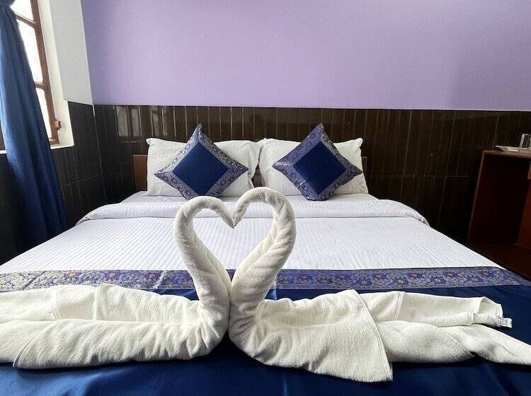 بنسيون Family Guest House