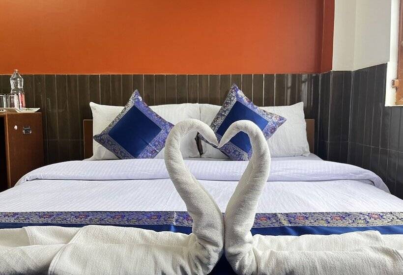 بنسيون Family Guest House