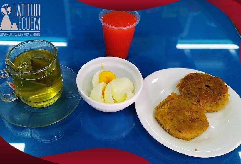 پانسیون Hostal Latitud Ecuem