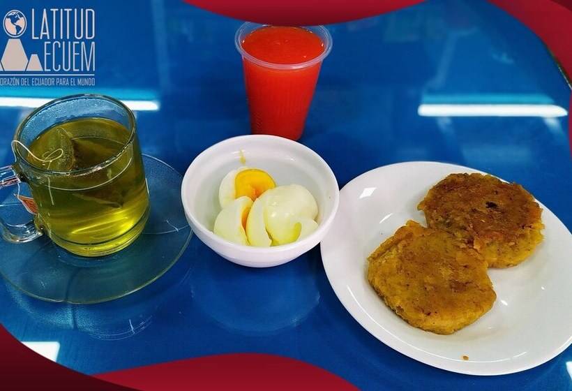 펜션 Hostal Latitud Ecuem