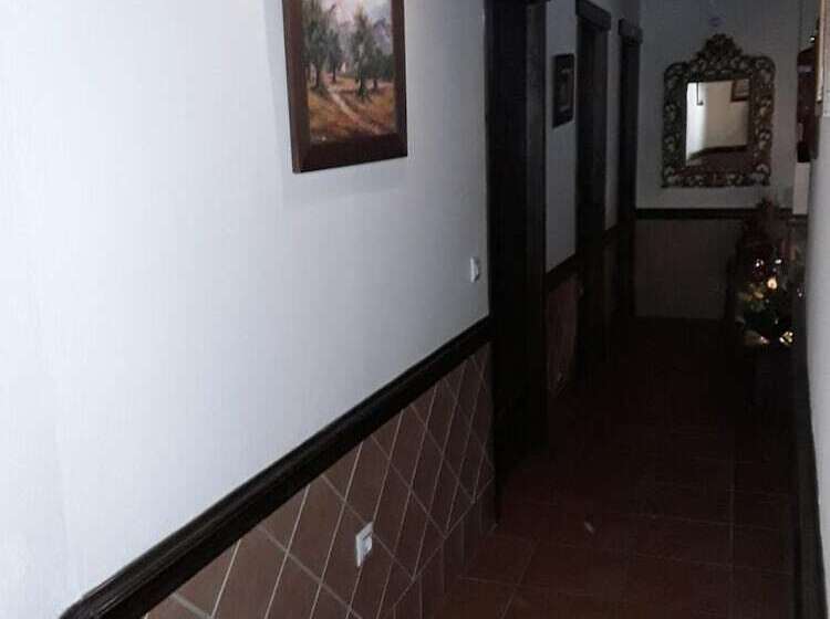 پانسیون Hostal Rocio