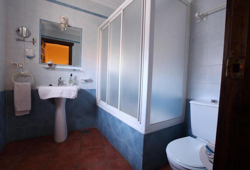 פנסיון Hostal Rocio