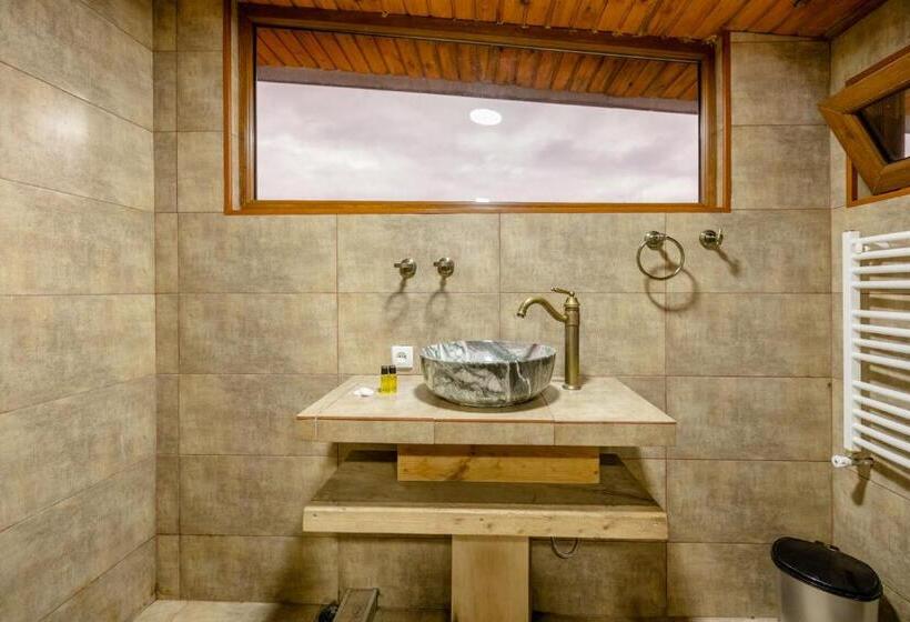 پانسیون Isev Kvareli