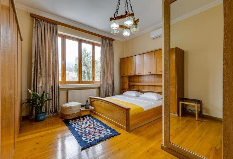 پانسیون Isev Kvareli