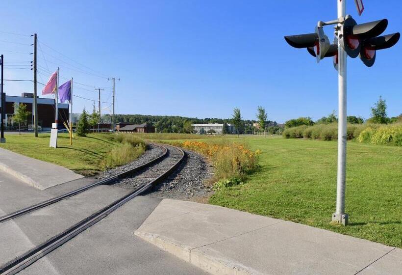 بنسيون Maison Du Lac