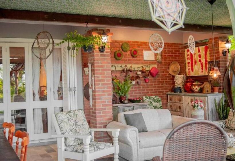 بنسيون Morada Das Bromelias