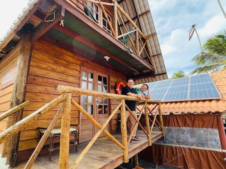 بنسيون Pousada Beach House Coqueirinho