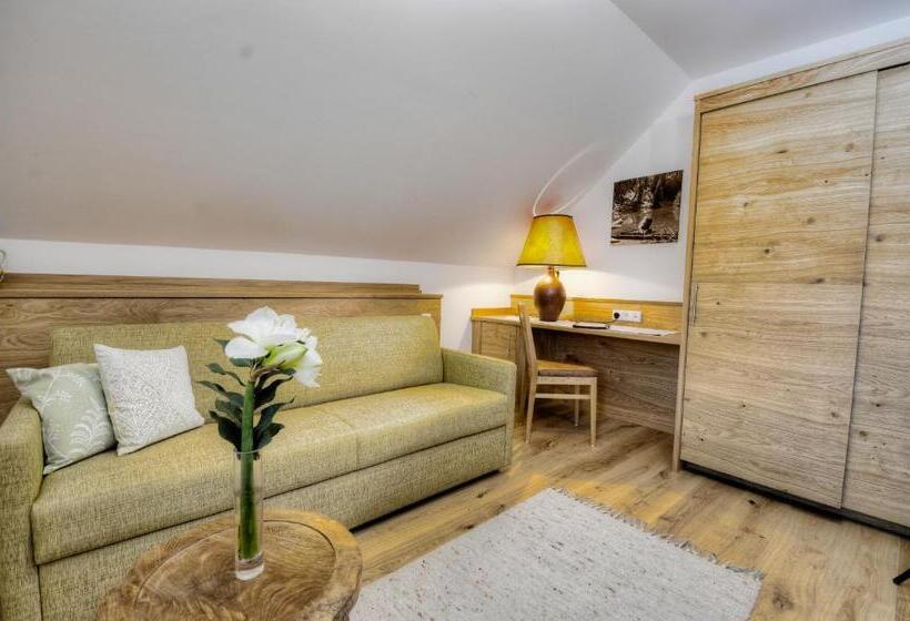 فندق صغير Gasthaus Brandlwirt