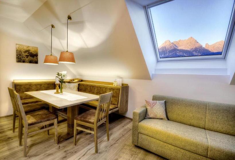 فندق صغير Gasthaus Brandlwirt