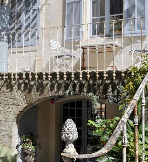 민박 Le Petit Chateau