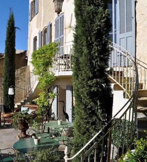 민박 Le Petit Chateau