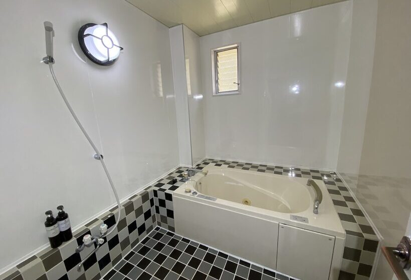 בית מלון כפרי Lake&forest Flower Villa