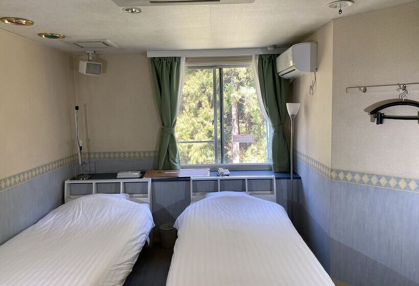 בית מלון כפרי Lake&forest Flower Villa