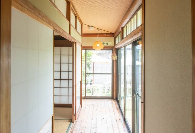 بنسيون Cafe&guest House Kaede   Hostel