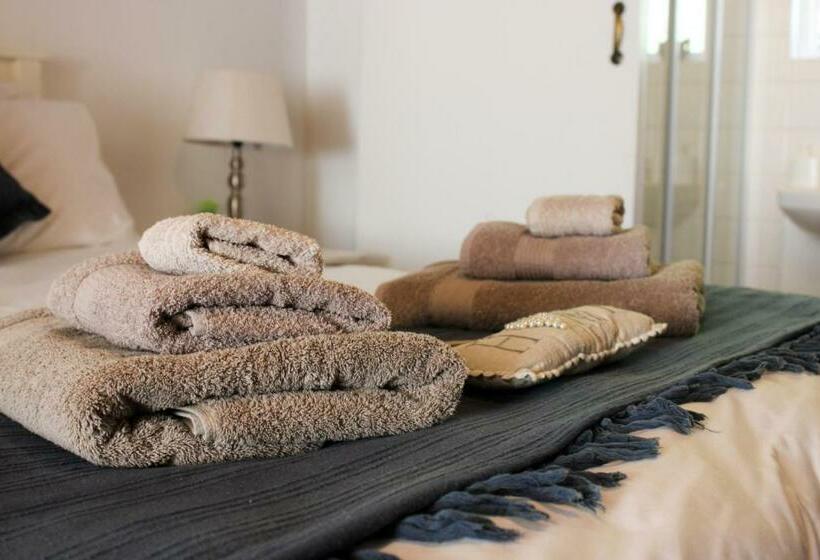 פנסיון Die Dorpshuis