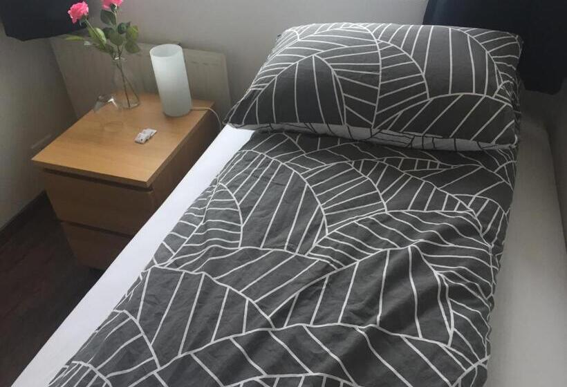 پانسیون Hamrahlíð 9 Guesthouse