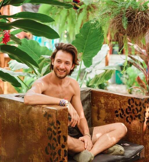 پانسیون Kasakolà