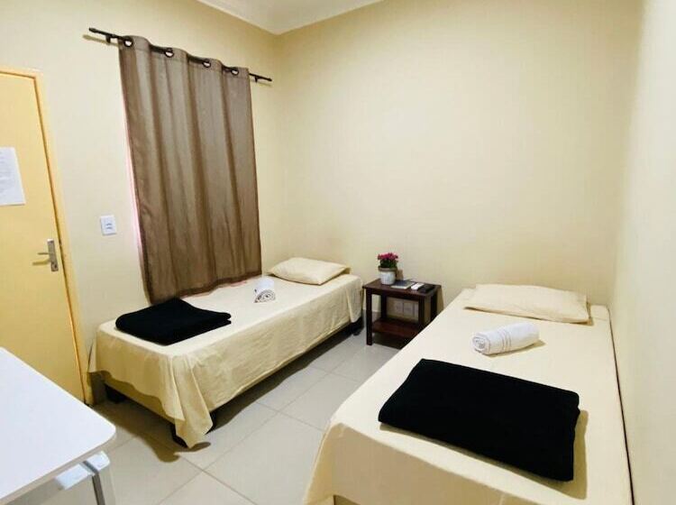 펜션 Pousada Marra