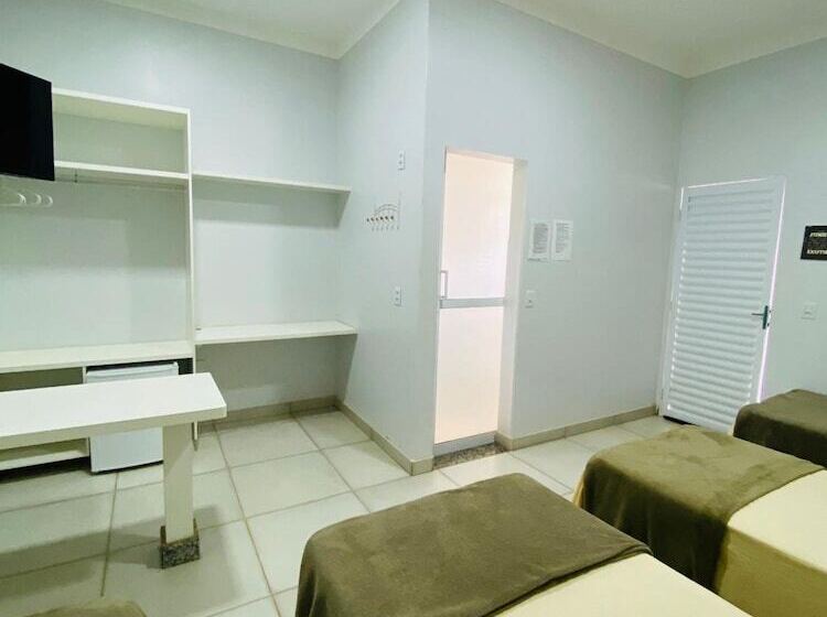 펜션 Pousada Marra