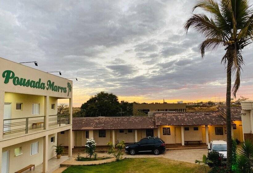 펜션 Pousada Marra