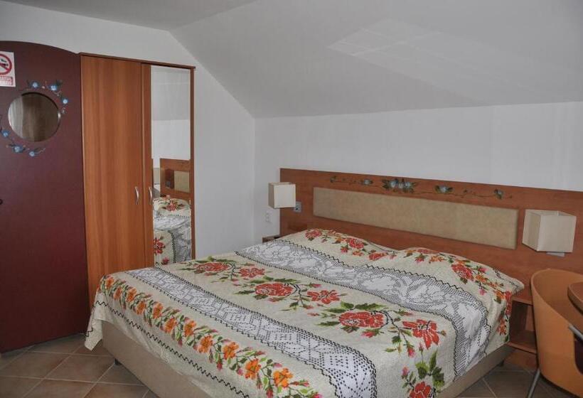 Pensiune Muzeu Traditional Poveste In Transilvania