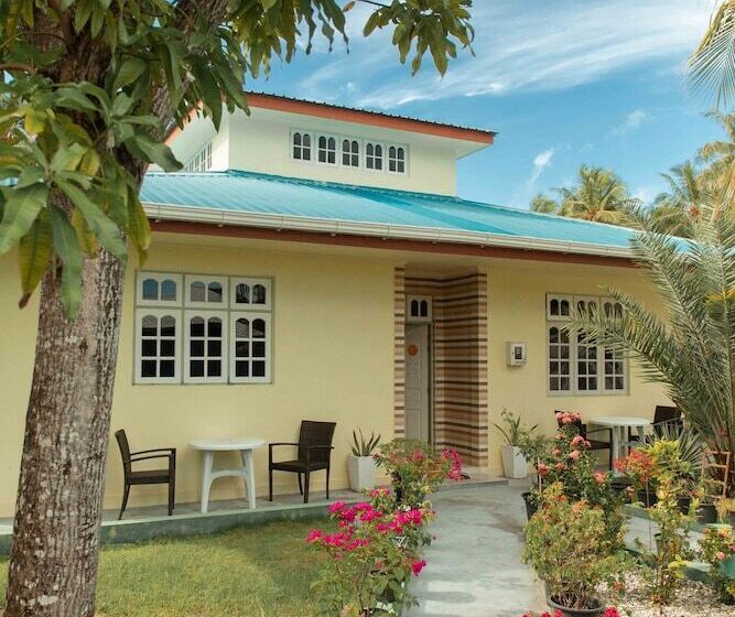 پانسیون Vieni Qua Grand