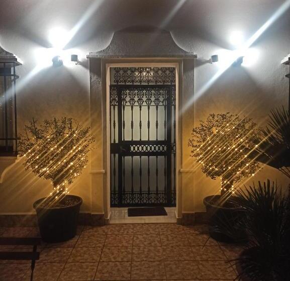 Общежитие La Jarana Casa