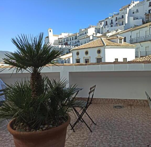 Общежитие La Jarana Casa