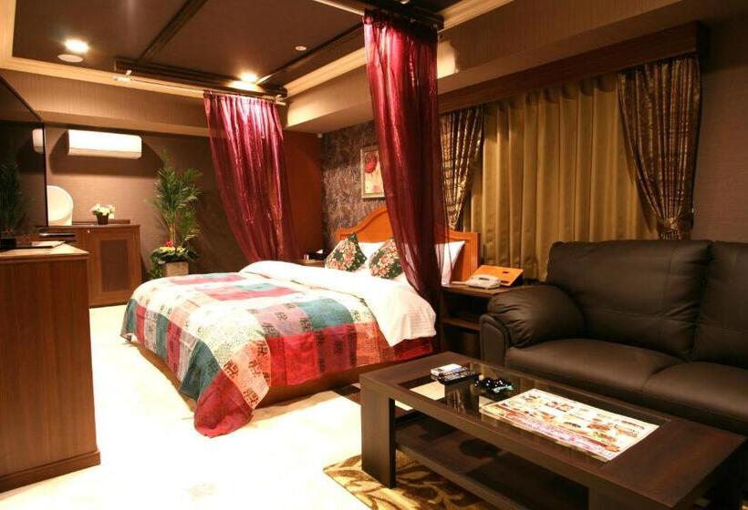 בית מלון כפרי Aura Seki Inter