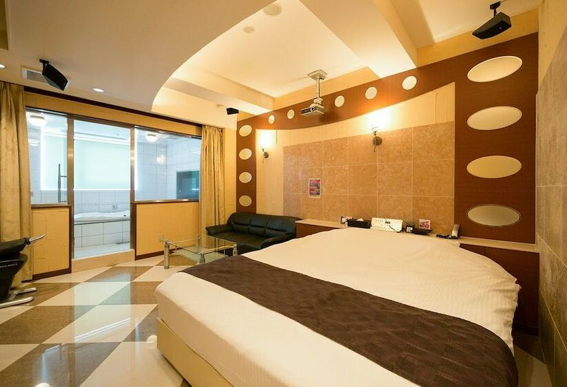 ホテル C Love Adults Only